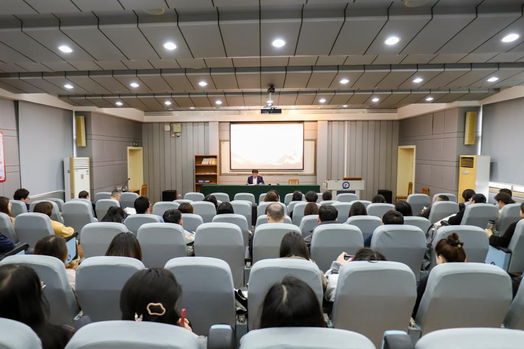 聚焦实干担当 联学共促现代服务业发展——数字创意学院党总支开展“每周一学”活动